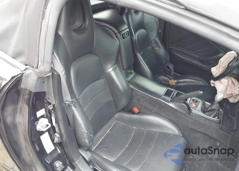 2000 Honda S2000 z USA, uszkodzony, nr VIN JHMAP1145YT005369